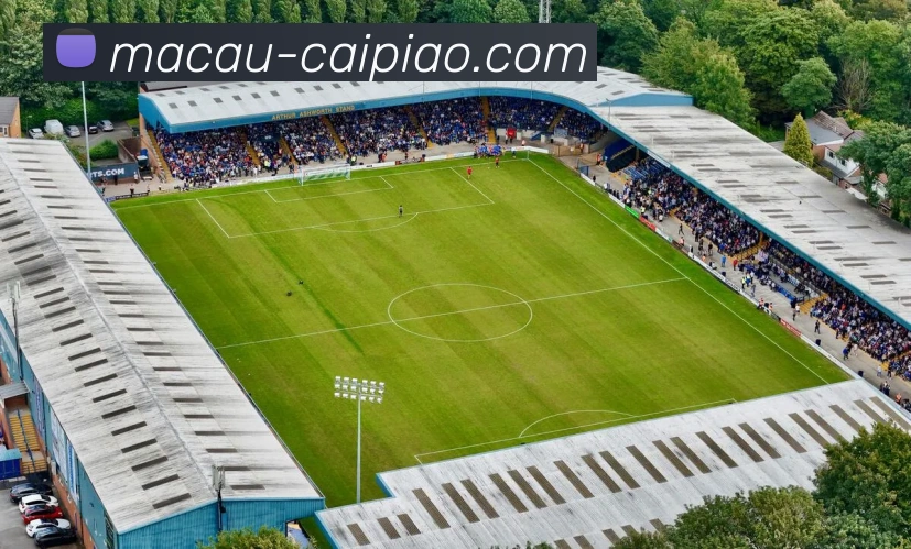 媒体人：中国职业足球联赛称得上国家德比的，只有国安vs申花